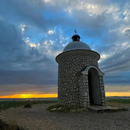 Semesterbostad Pod Hrozny *